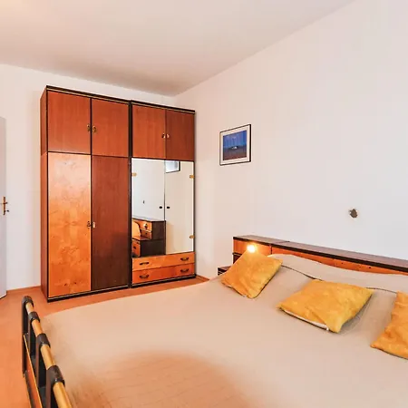 Jako-6 By Interhome Apartman Slatine
